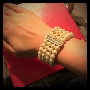 Beautiful pearl bracelet